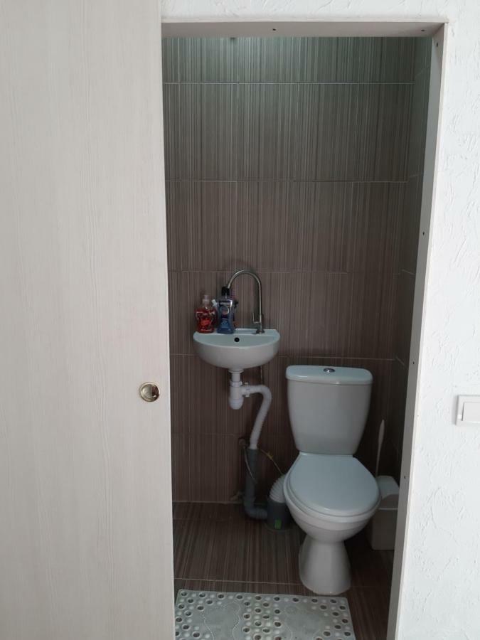 Новая Квартира Apartment Odesa Exterior photo
